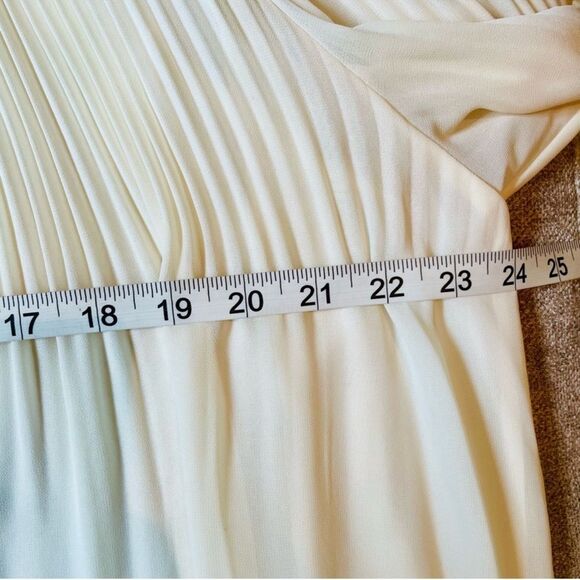 Tory Burch Meryl Ivory Pleated Bow Neckline
Chiffon Long Sleeve Blouse-jj16 - Picture 8 of 9